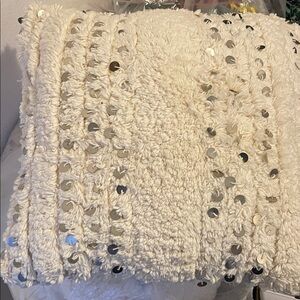 Cream Textured Throw Blanket with Silver Accents